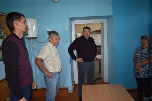Кайбыч районының өч мәктәбендә азык-төлек блогы ремонтлана