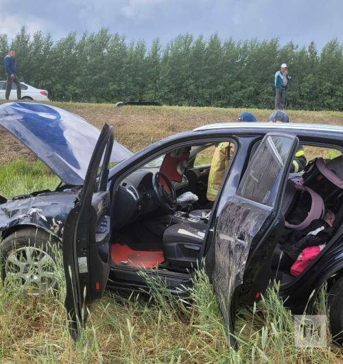 В Сабинском районе РТ перевернулась Audi