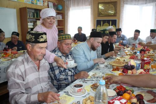 Кошман авылы мәдрәсәсендә корбан ашы узды