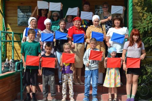 Для шести кайбицких семей была организована экскурсия по достопримечательным  местам района