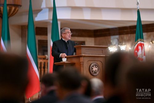 Минниханов: Объем гуманитарной помощи Татарстана в зону СВО превысил 4 тыс. тонн