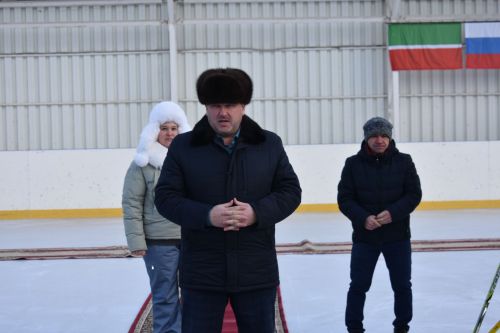 В Кайбицах в честь Дня единых действий состоялись соревнования по хоккею