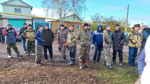 Кошманлылар махсус хәрби операциядә һәлак булган авылдашларын соңгы юлга озатты