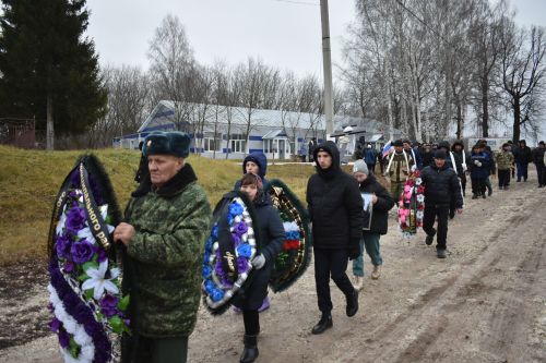 В Кайбицком районе простились с земляком, героически погибшим в зоне спецоперации