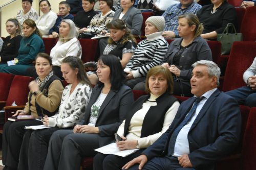 Представители Минтруда РТ и общества «КамАЗ» встретились с кайбичанами