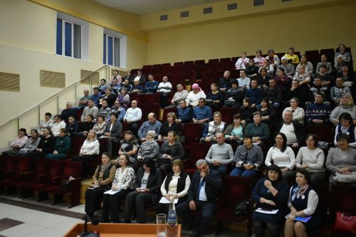 Представители Минтруда РТ и общества «КамАЗ» встретились с кайбичанами