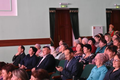 Кайбычта Халыклар бердәмлеге көненә багышланган концерт булды