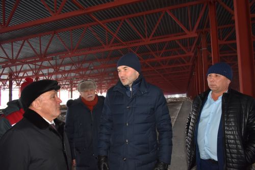 Заместитель председателя Госсовета РТ побывал в обществе «Август-Кайбицы»
