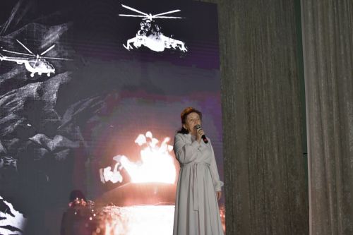 В честь Дня защитника Отечества участники фестиваля «Балкыш» - «Сияние» дали большой концерт