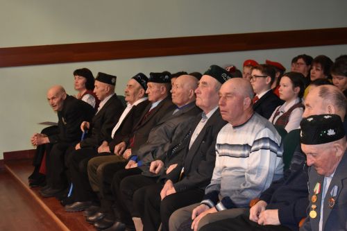 В честь Дня защитника Отечества участники фестиваля «Балкыш» - «Сияние» дали большой концерт