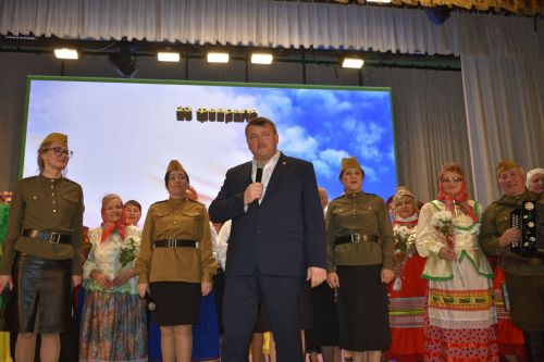 В честь Дня защитника Отечества участники фестиваля «Балкыш» - «Сияние» дали большой концерт