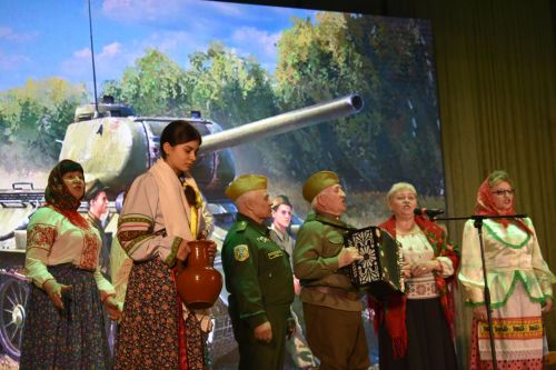 В честь Дня защитника Отечества участники фестиваля «Балкыш» - «Сияние» дали большой концерт