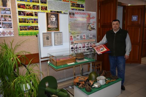 В честь Дня защитника Отечества участники фестиваля «Балкыш» - «Сияние» дали большой концерт