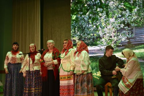 В честь Дня защитника Отечества участники фестиваля «Балкыш» - «Сияние» дали большой концерт