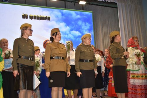 В честь Дня защитника Отечества участники фестиваля «Балкыш» - «Сияние» дали большой концерт
