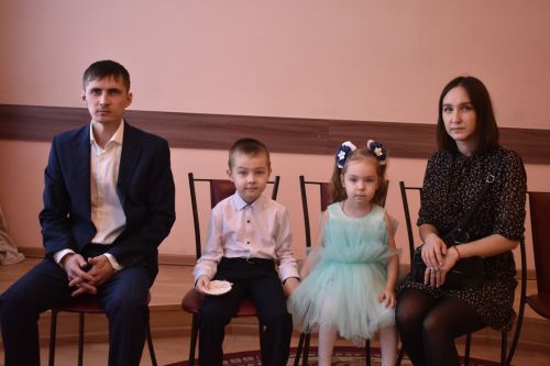 В Кайбицком отделе ЗАГС зарегистрировали семейный союз Александра Горшунова и Виктории Киваевой