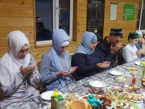 Олы Кайбыч авылы мәчетендә ифтар мәҗлесе үтте