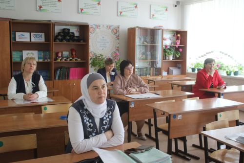 В Кайбицах школьники исследовали истории районов и семей