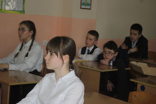 В Кайбицах школьники исследовали истории районов и семей