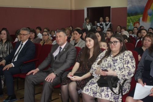 В Кайбицах школьники исследовали истории районов и семей