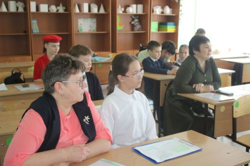В Кайбицах школьники исследовали истории районов и семей