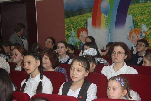 В Кайбицах школьники исследовали истории районов и семей