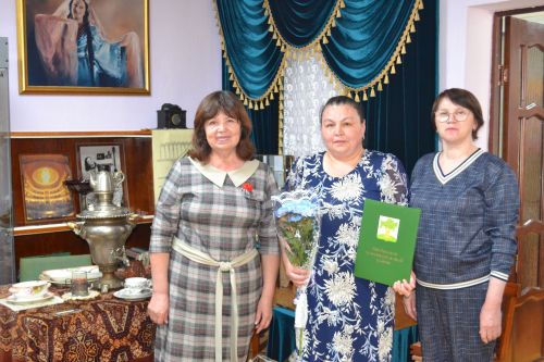 В Больших Кайбицах чествовали жителей поселения, которые отметили свои знаменательные даты