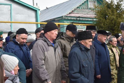 Геройлар китә, эзләре кала