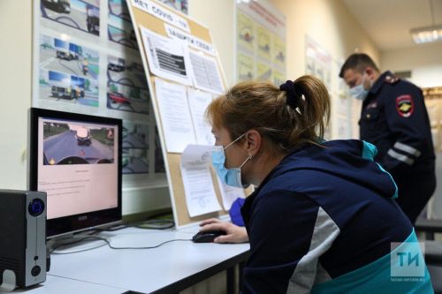 Школьники из Татарстана могут получить смартфоны за знание правил БДД