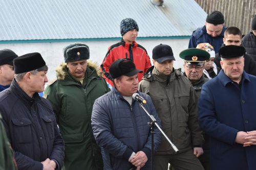 Геройлар китә, эзләре кала