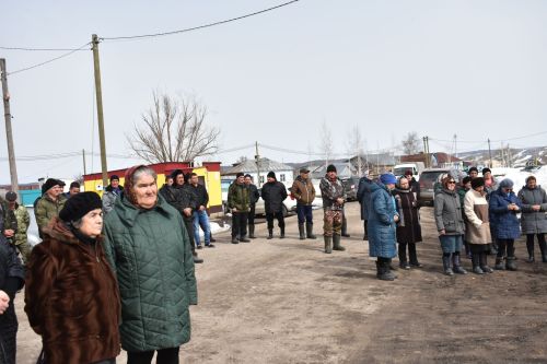 В селе Малые Меми простились с героически погибшим на спецоперации Николаем Токсаровым