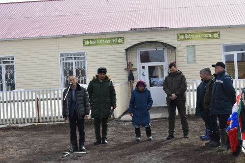 В селе Малые Меми простились с героически погибшим на спецоперации Николаем Токсаровым