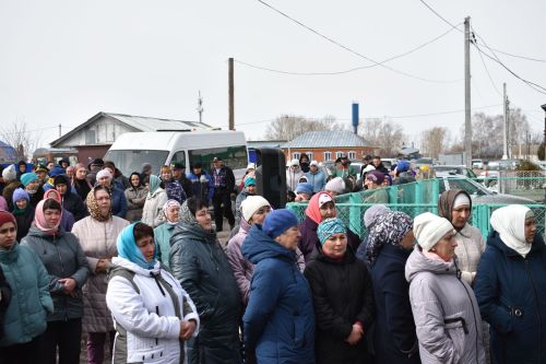Геройлар китә, эзләре кала