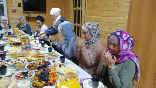 В Кайбицах глава района провел ифтар в честь Священного месяца Рамазан