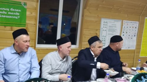 В Кайбицах глава района провел ифтар в честь Священного месяца Рамазан