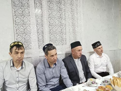 Чувашиядә туып-үскән милләтәшебез Кайбычның биш авылында яшәүчеләре өчен ифтар үткәрде