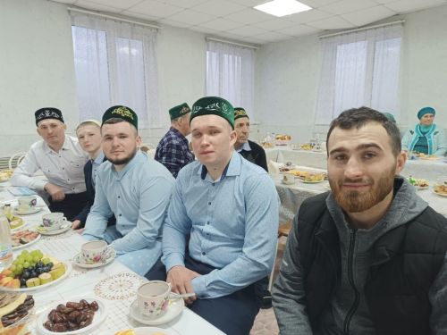 Чувашиядә туып-үскән милләтәшебез Кайбычның биш авылында яшәүчеләре өчен ифтар үткәрде