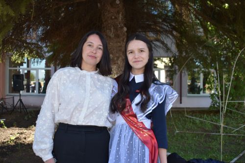 В Большекайбицкой школе прозвенел последний звонок