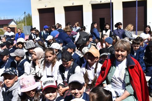 В Большекайбицкой школе прозвенел последний звонок