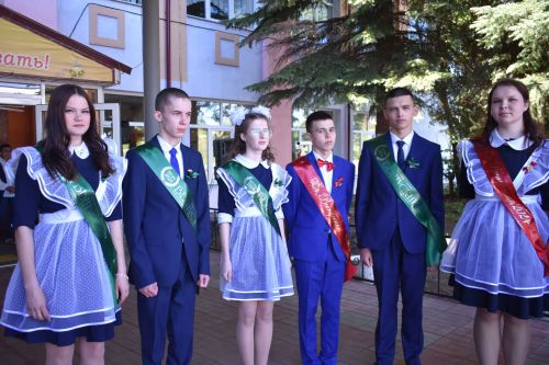 В Большекайбицкой школе прозвенел последний звонок