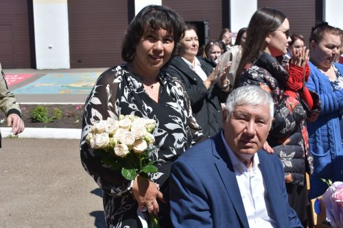 В Большекайбицкой школе прозвенел последний звонок