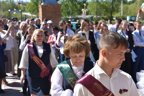 Последний звонок прозвенел для выпускников Федоровской школы