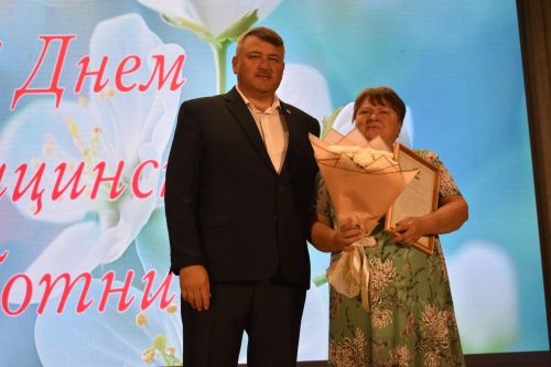 Кайбыч районының медицина хезмәткәрләре һөнәри бәйрәмнәрен билгеләп узды