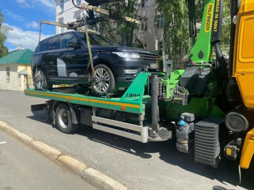 Житель Казани лишился Range Rover из-за 61 штрафа за нарушение ПДД