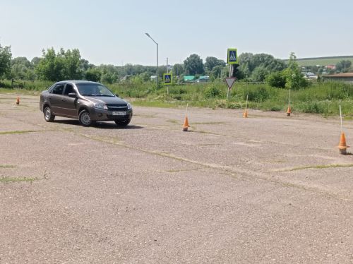 В Кайбицах прошел районный конкурс водительского мастерства «Автоледи» среди женщин-автомобилистов