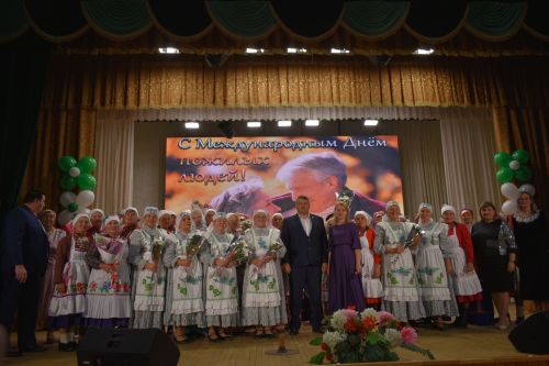 В Кайбицах состоялся концерт, посвященный Международному дню пожилого человека