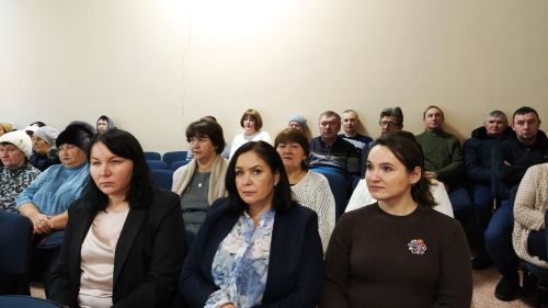 В Надеждинском поселении состоялся первый в районе сход граждан