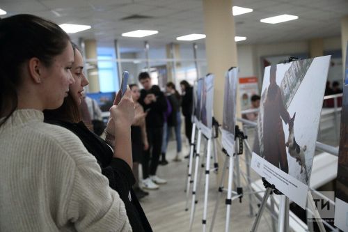 В Лицее Иннополис открылась фотовыставка «Татарстан на СВО»