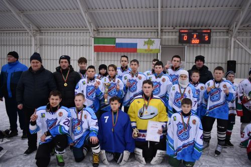 «Кайбыч» боз мәйданында хоккей буенча «Алтын алка» ярышы узды