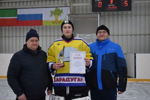 «Кайбыч» боз мәйданында хоккей буенча «Алтын алка» ярышы узды